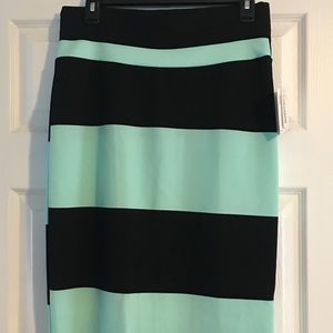LuLaRoe Cassie Skirt